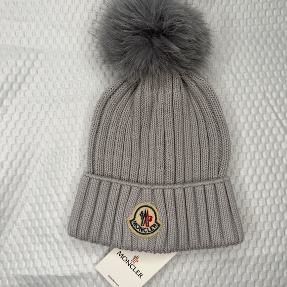 Moncler Accessories - MONCLER WOMEN'S LIGHT GRAY RIBBED KNIT BEANIE W/ POM POM -SAME DAY SHIP